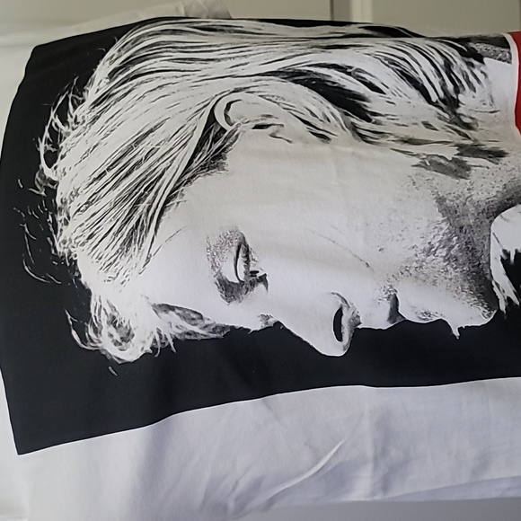 Curt Cobain Y2K White Unisex Casual Minimalist Transitional Short Sleeve T-shirt - Picture 10 of 12